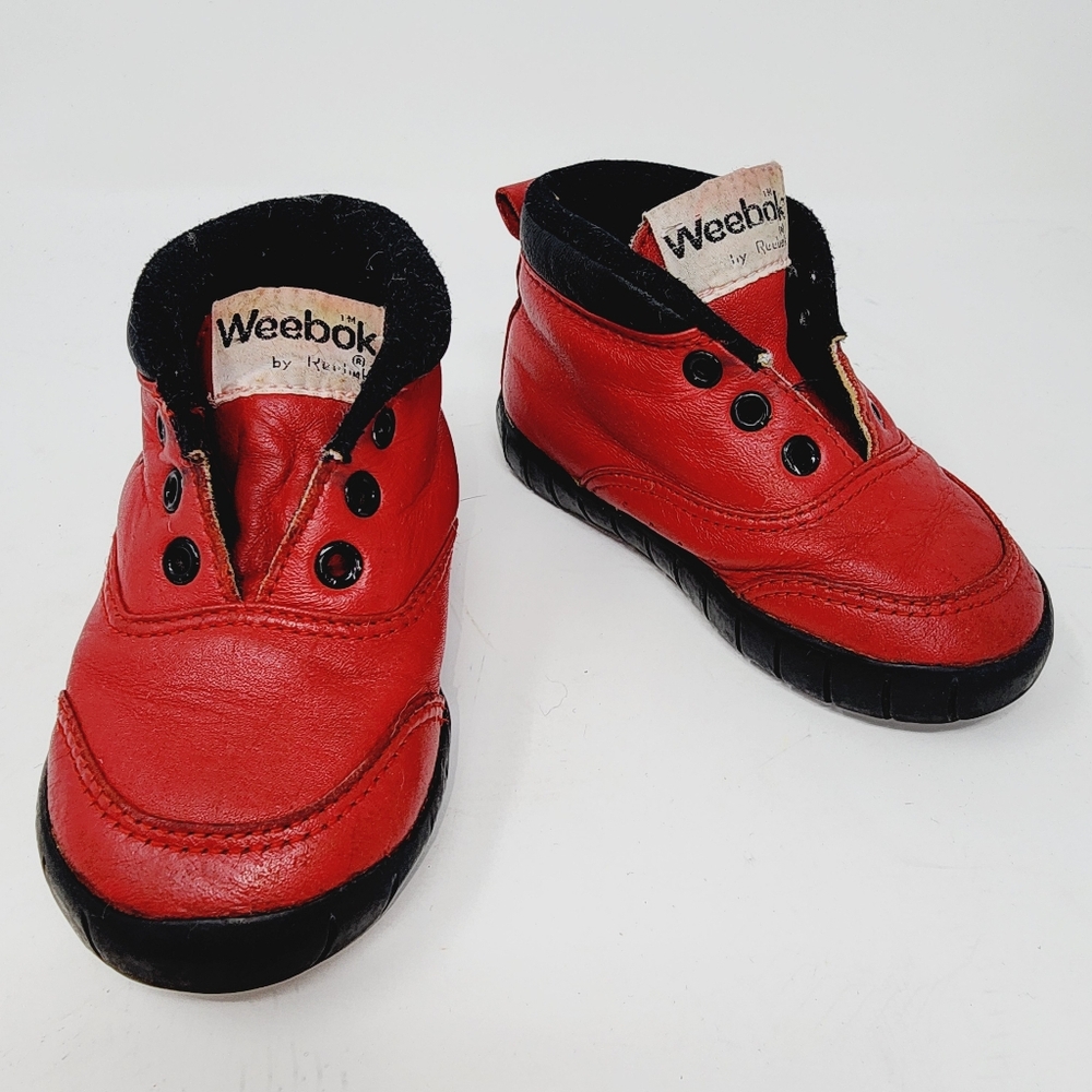 WEEBOK by Reebok red baby 5.5